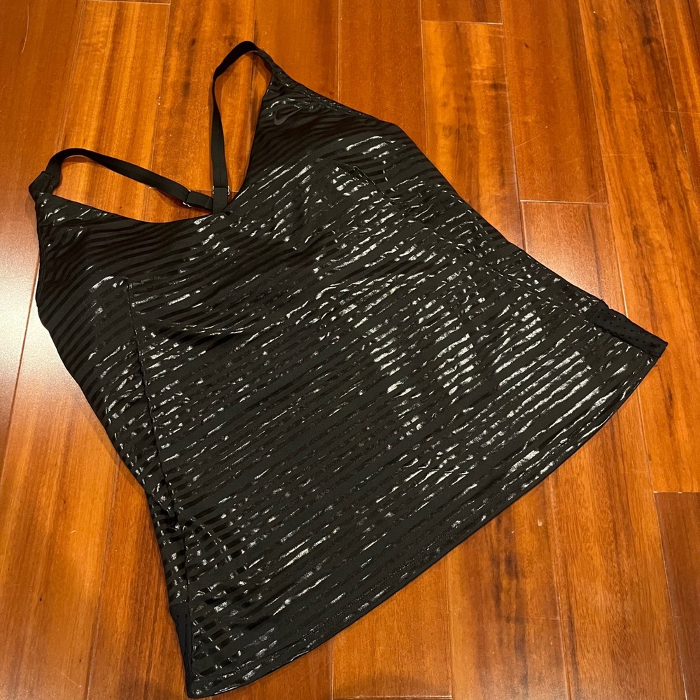Nike Women Black Tank Top Striped Sleeveless Athletic Swim Padded‎ Size Large